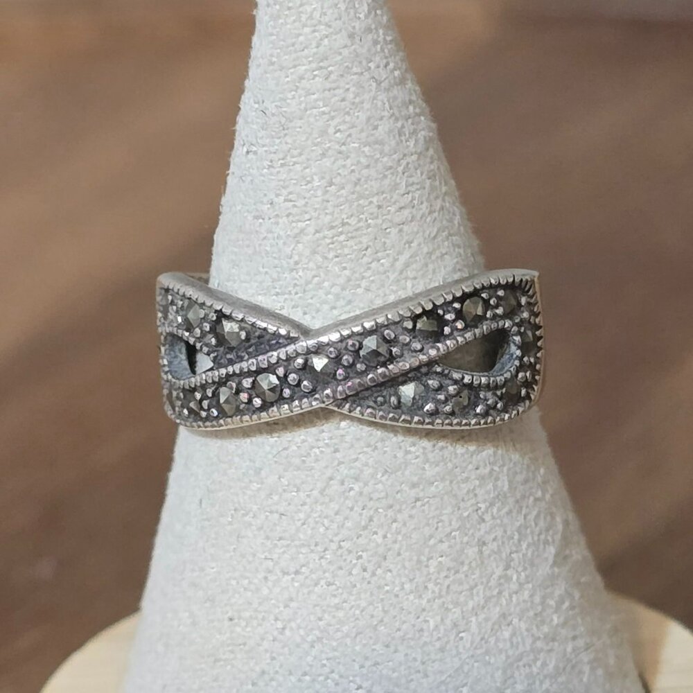 Sterling Silver and Hematite Infinite Ring Size 5 3/4